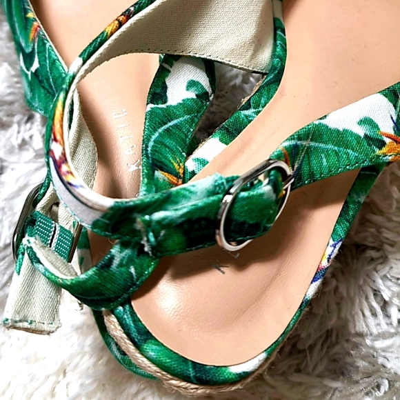 Kelly & Katie Open Toe Slingback Espadrille Wedge Sandles Size 7 - Picture 6 of 8